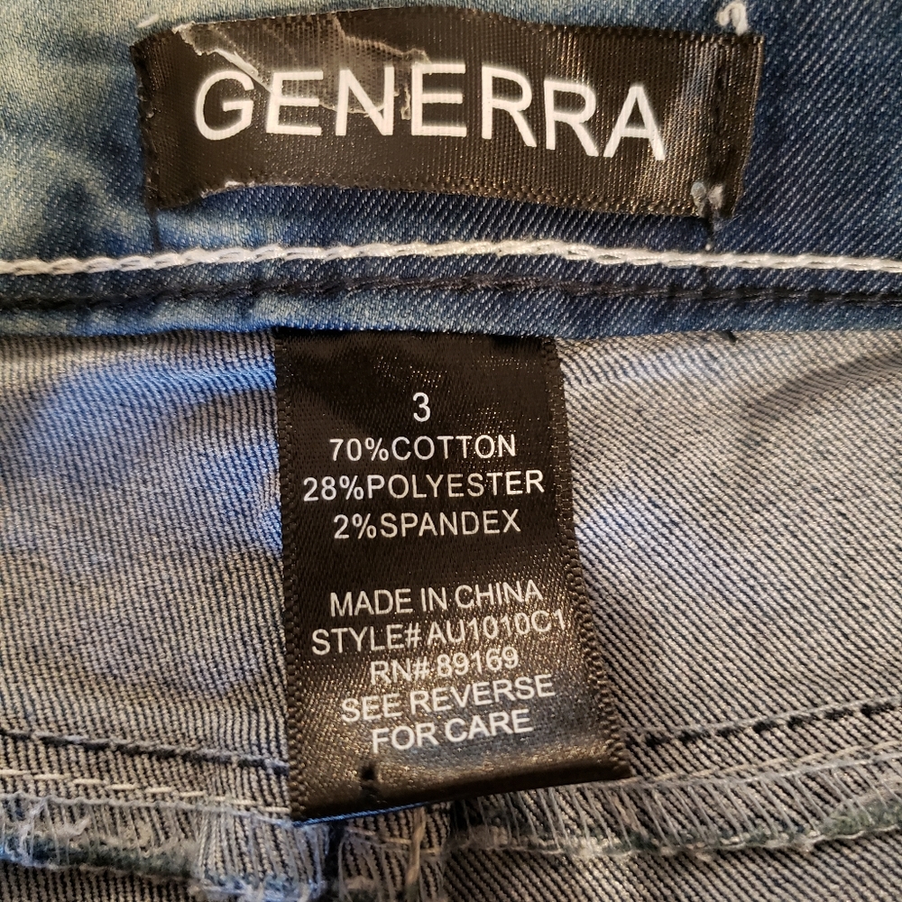 90s Vintage Light Wash Jeans - Picture 11 of 13